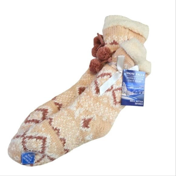NWT MINX NY SHEA BUTTER INFUSED SLIPPER SOCKS OSFM - Picture 2 of 4